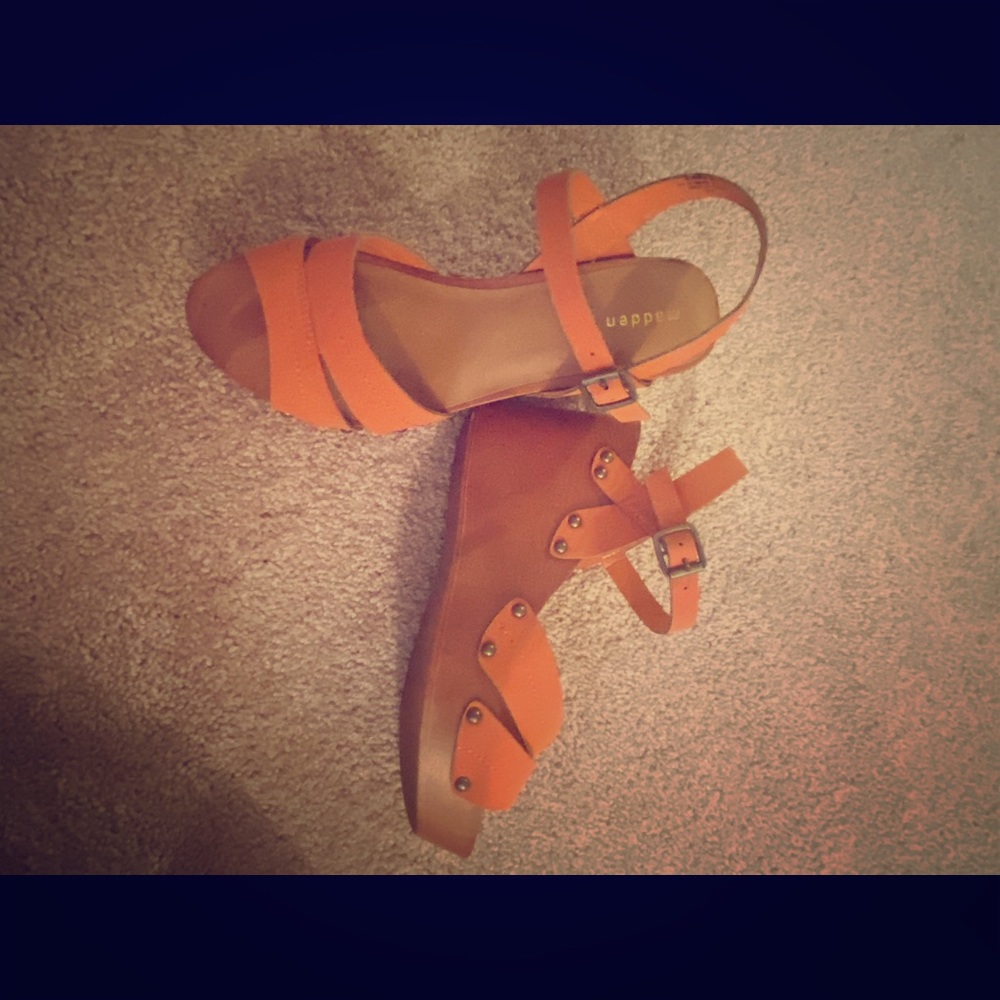 Steve Madden Women’s sandals